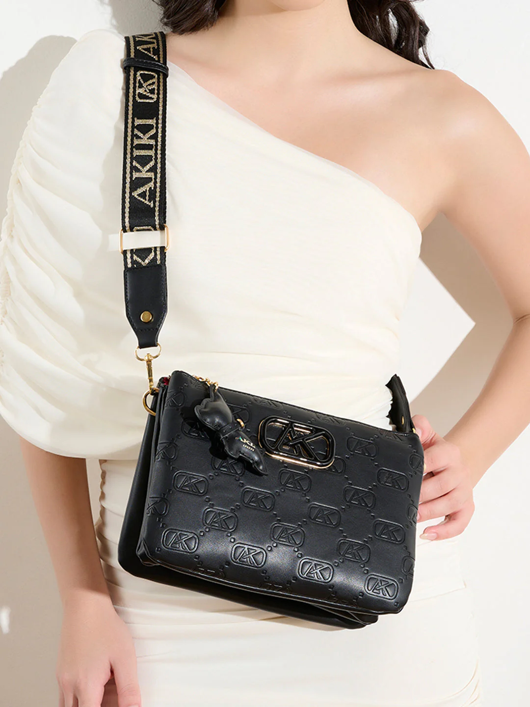Purely 25 Medium Sling Bag - Image 22